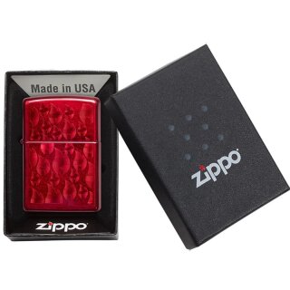 Zippo Feuerzeug - Candy Apple Red Iced mit Flamme